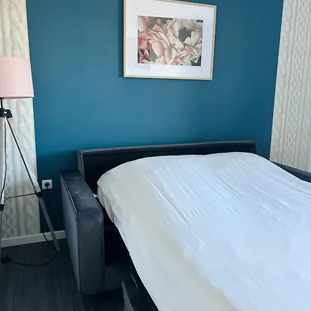 Le Lys Hotel Oeting