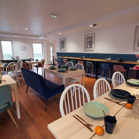 Le Lys Hotel