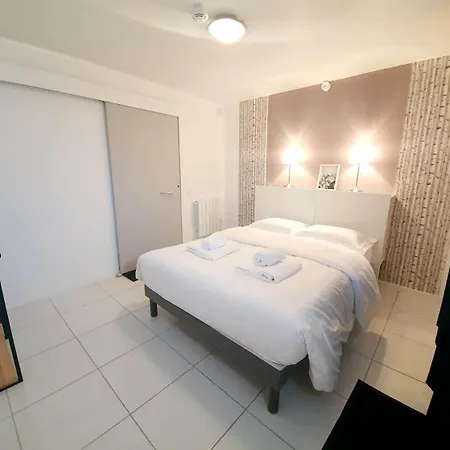 Le Lys Szálloda 3*