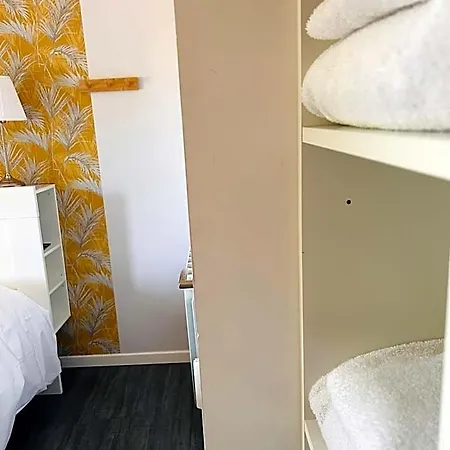 Le Lys Hotel Oeting